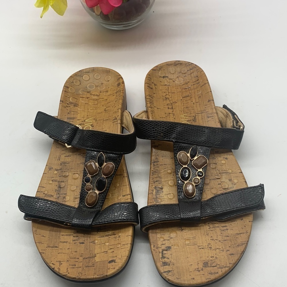 Vionic Black Snakeskin Slip On Sandals with Gems. VIO0110